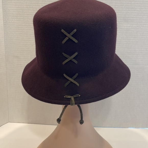 Nine West plum wool hat - Picture 3 of 6